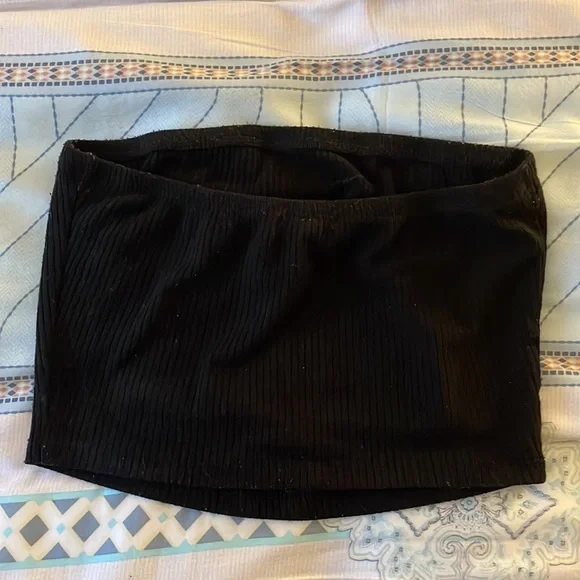 *🛒 FREE WITH PURCHASE* Black tube top - Picture 2 of 12